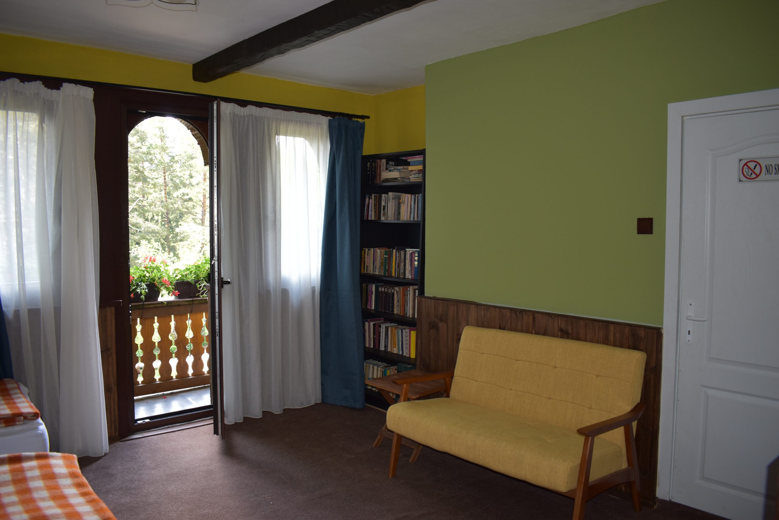 Family room - Image 6